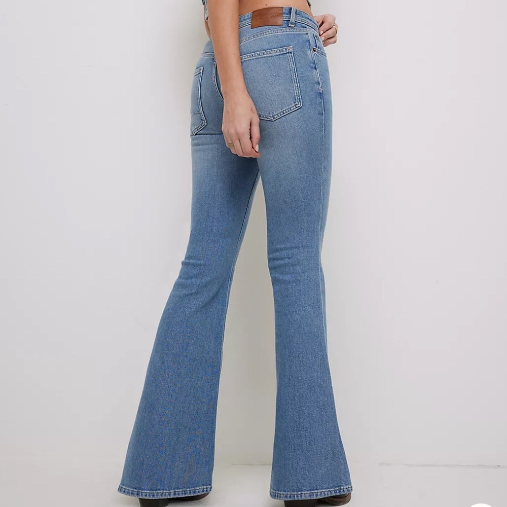 We the Free Love Bomb Flare Jeans Size 28 NWT NEW Free People Dynamite Color - Picture 2 of 15